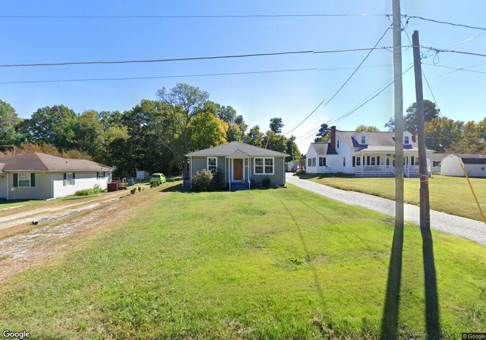 1404 E Fairfield Rd, High Point, NC 27263 - photo 1