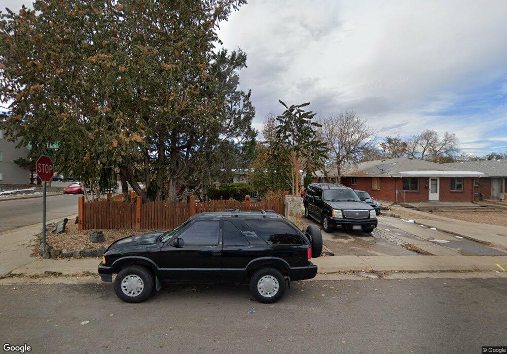 1601 Oswego St, Aurora, CO 80010 - photo 1