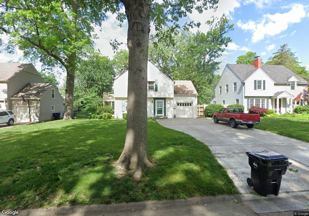 1819 SW Campbell Ave, Topeka, KS 66604 - photo 1