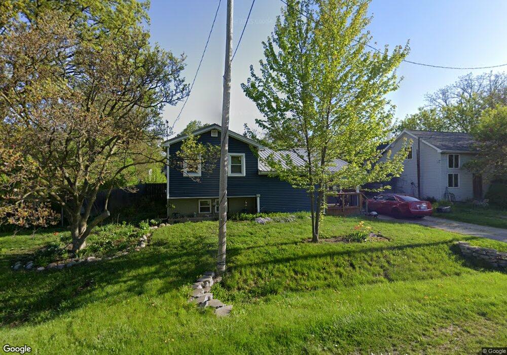 1073 Harding Dr, Flint, MI 48507 - photo 1