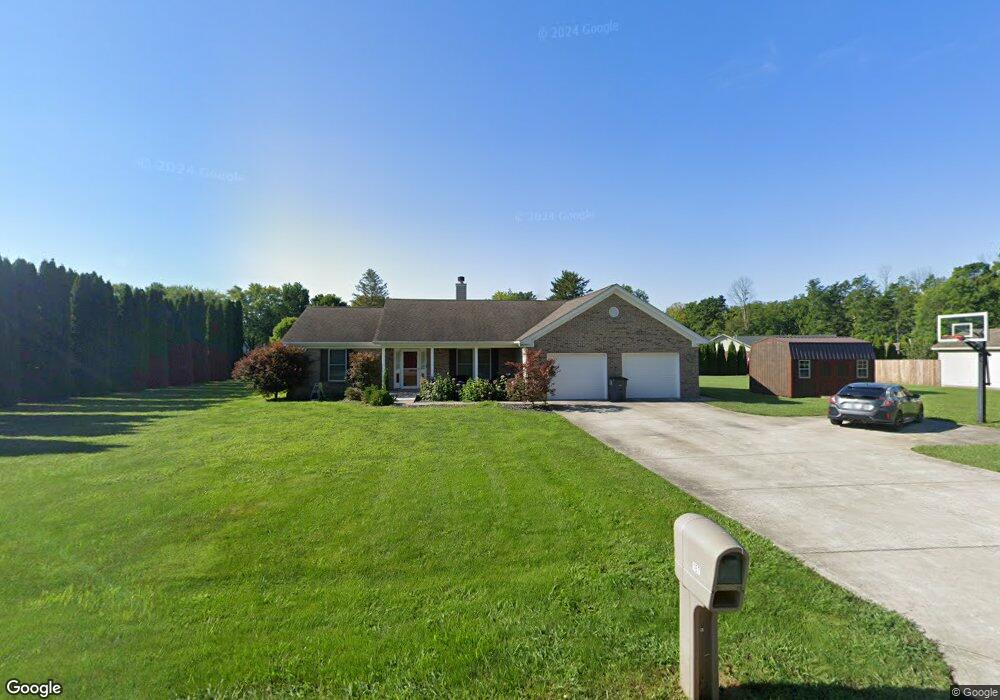 167 W Kings Hwy, Rushville, IN 46173 - photo 1