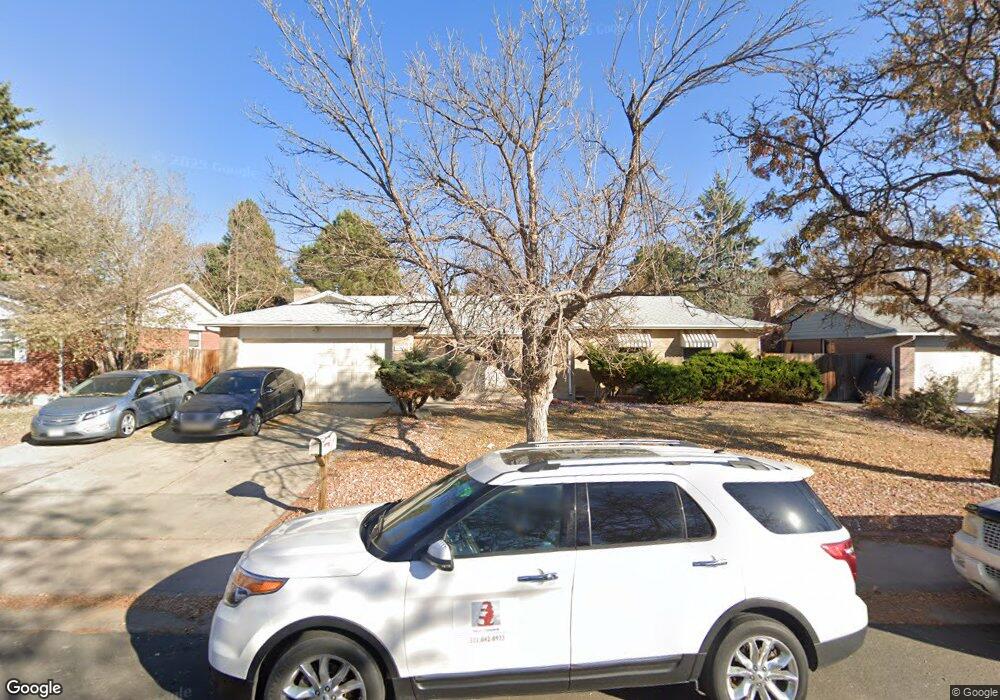 692 S Oswego Ct, Aurora, CO 80012 - photo 1