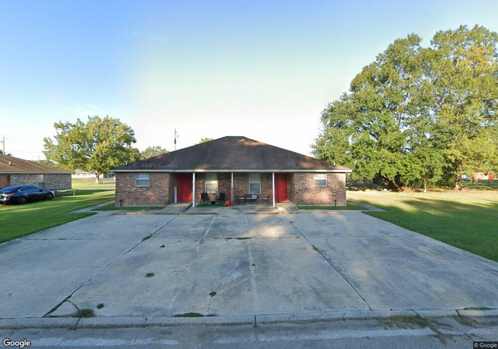 102 N Lewis Cir, Picayune, MS 39466 - photo 1