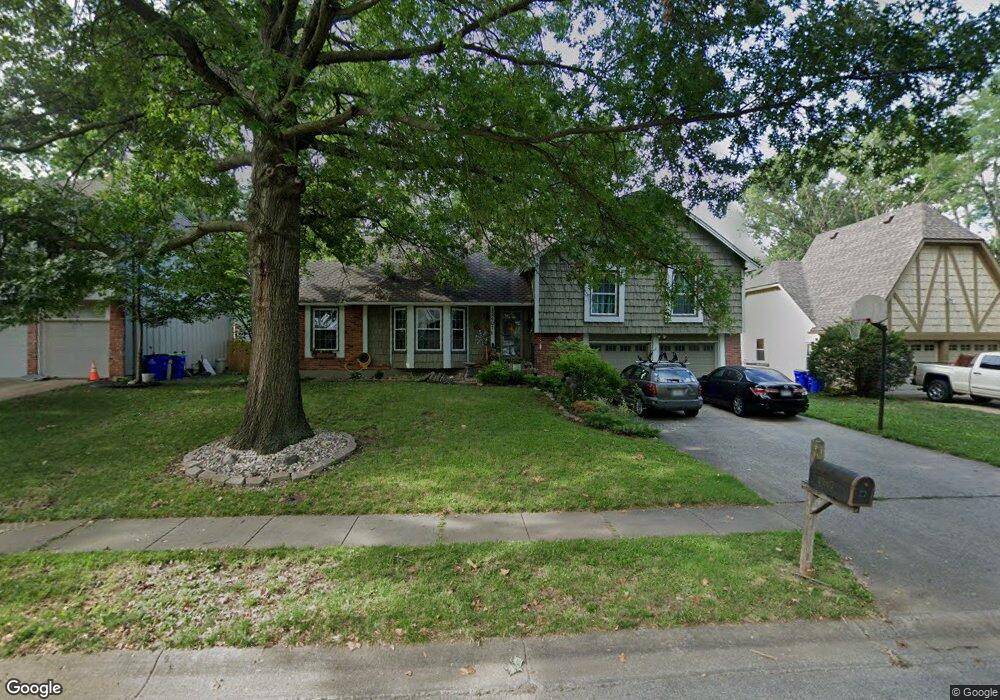 12607 W 69th St, Shawnee, KS 66216 - photo 1