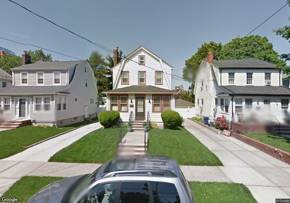 4368 168th St, Flushing, NY 11358 - photo 1