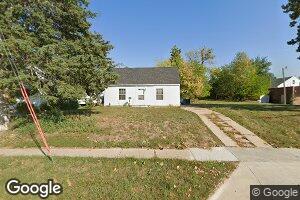 2922 Center Point Rd NE, Cedar Rapids, IA 52402