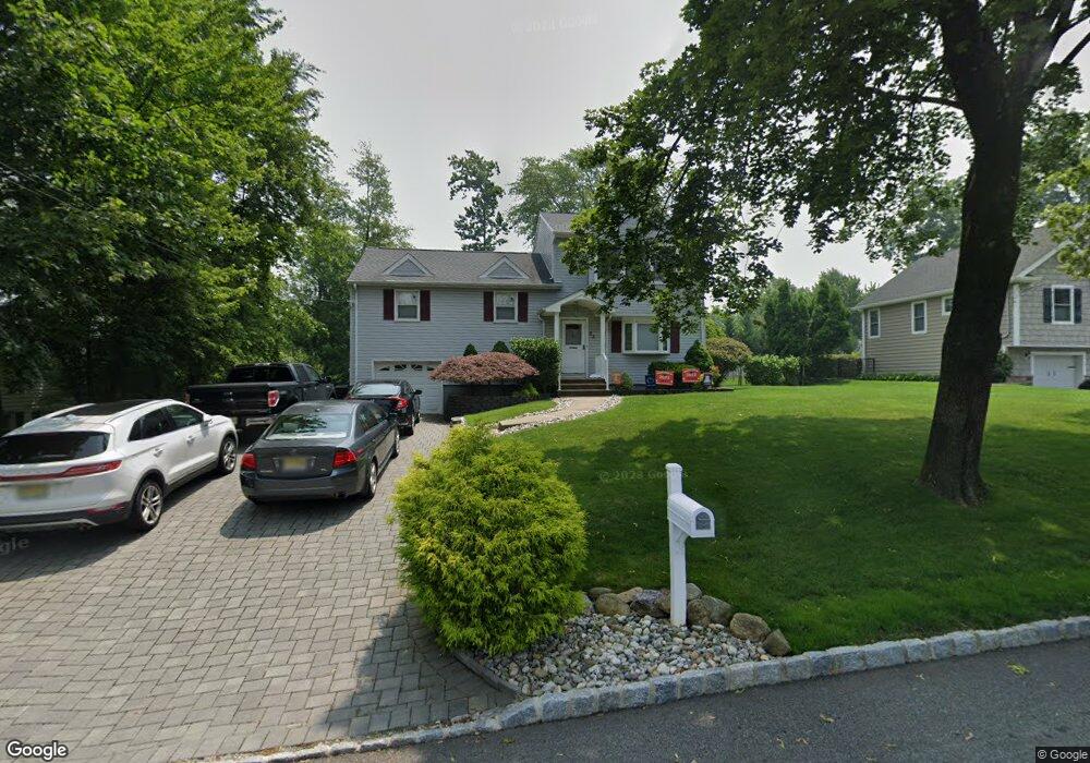 22 Locust Dr, Morris Plains, NJ 07950 - photo 1