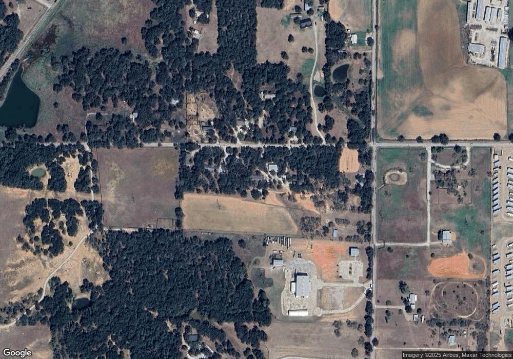 482 Kyle Ln, Millsap, TX 76066 - photo 1