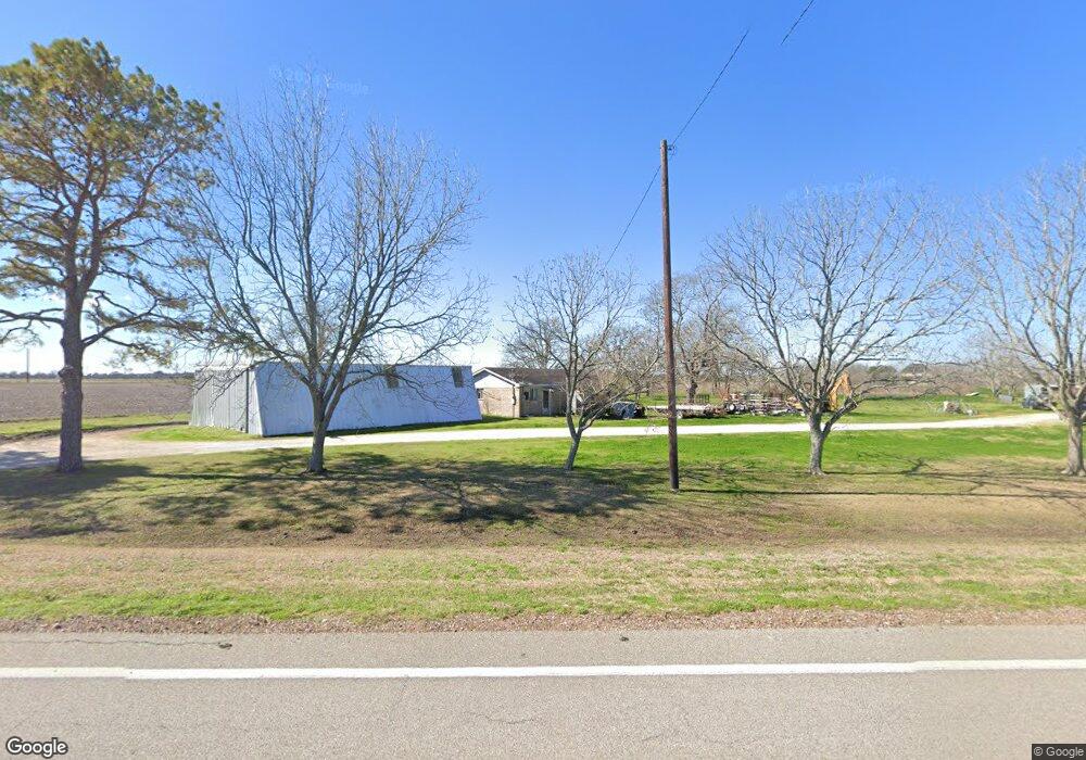 4607 Fm 1952 Rd, Wallis, TX 77485 - photo 1
