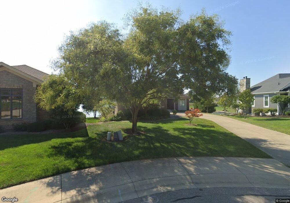 5770 Treeline Dr, Columbus, IN 47201 - photo 1