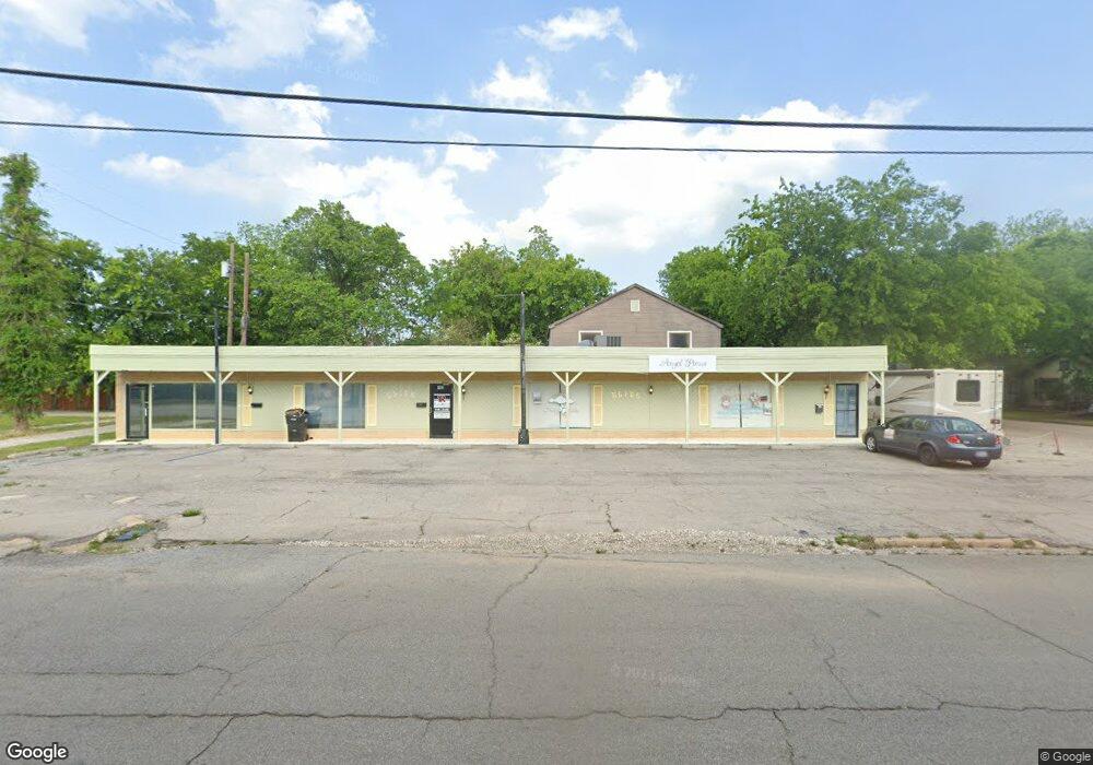 330 N Mirick Ave, Denison, TX 75020 - photo 1
