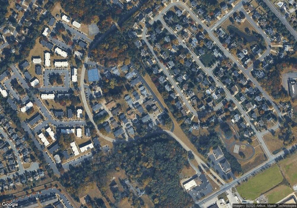 63 Woodway Dr, West Deptford, NJ 08066 - photo 1