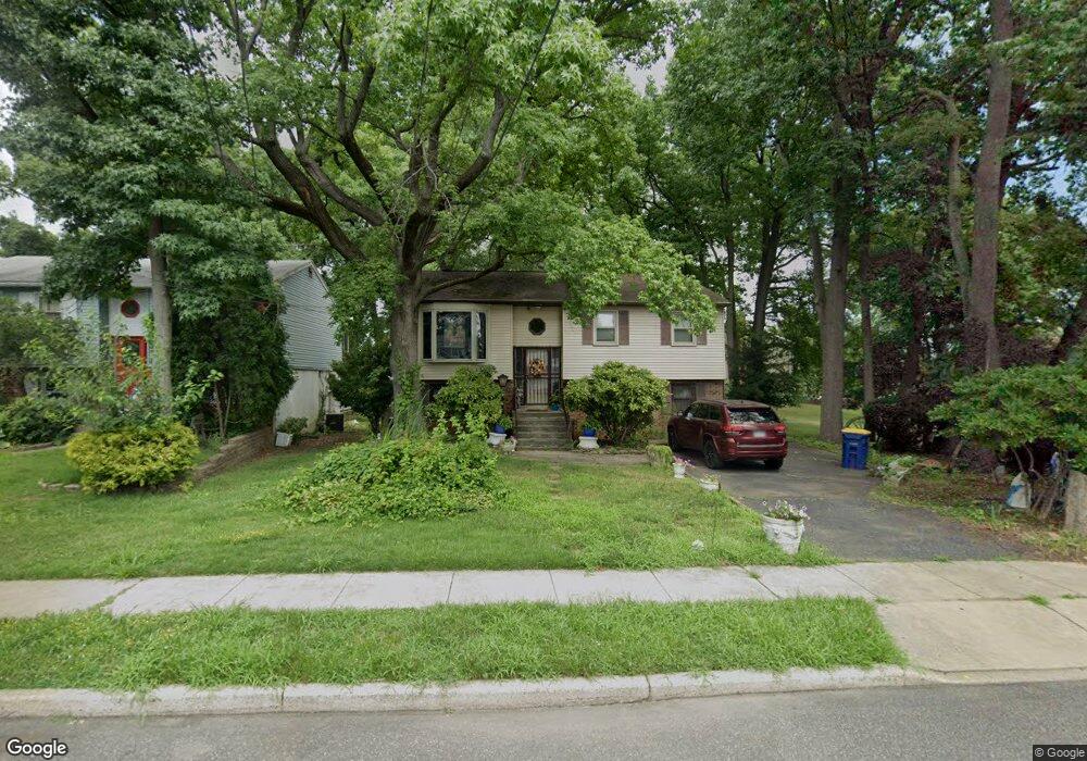 135 Chippewa St, Essington, PA 19029 - photo 1