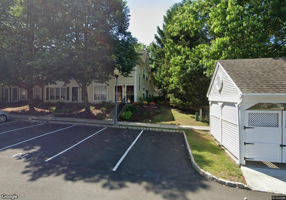 84 Edward Dr unit 507, Franklin Park, NJ 08823 - photo 1