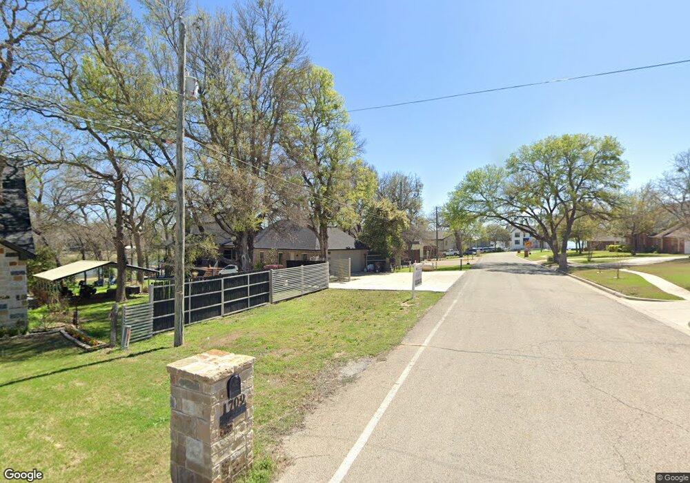 1709 E Lake Dr, Weatherford, TX 76087 - photo 1