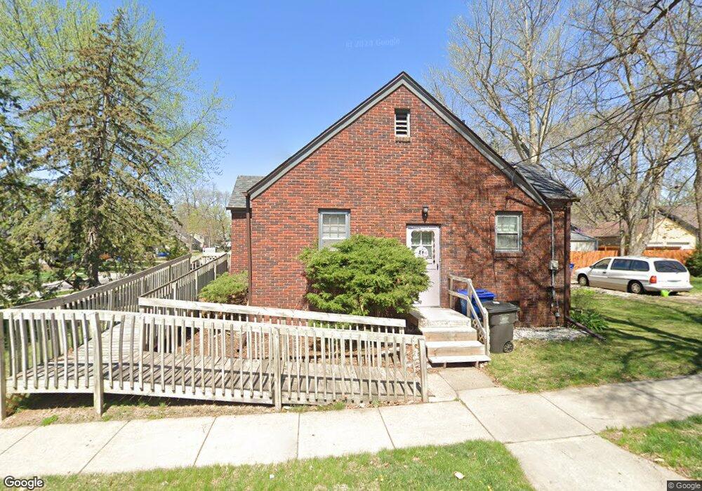 1401 47th St, Des Moines, IA 50311 - photo 1