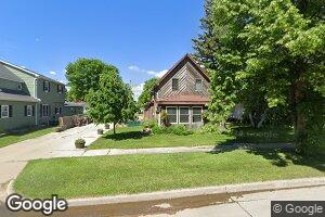 406 S Main St, Drayton, ND 58225
