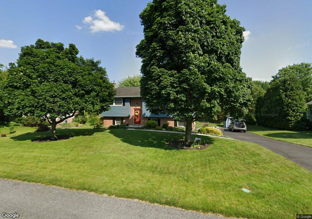 132 Jameslee Dr, Chambersburg, PA 17202 - photo 1