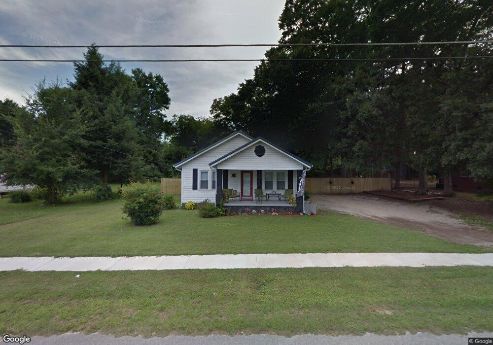 35 E Wright St, Winder, GA 30680 - photo 1