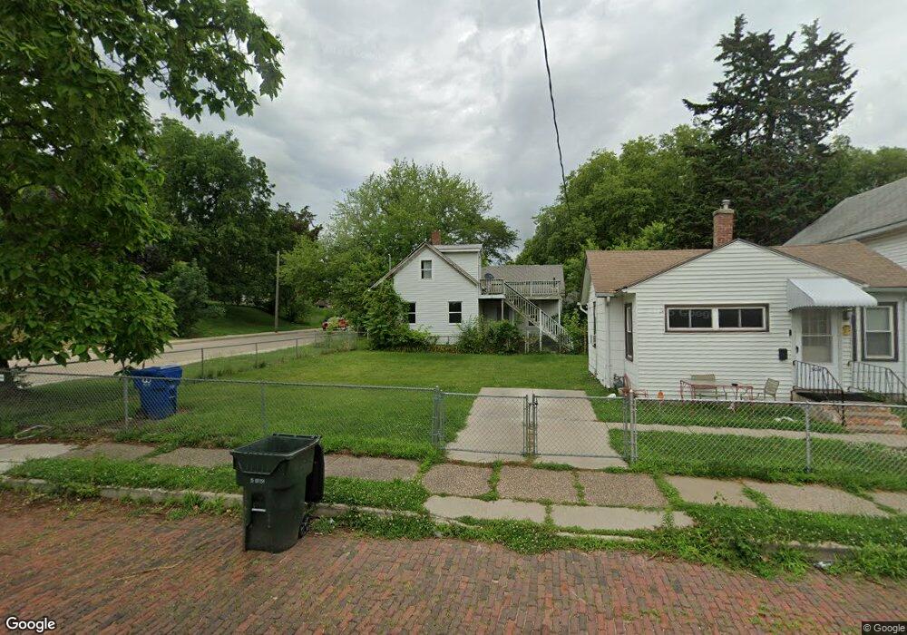 502 E 7th St, Davenport, IA 52803 - photo 1