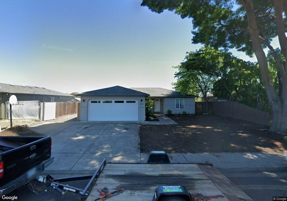 1166 Glengrove Ave, Central Point, OR 97502 - photo 1