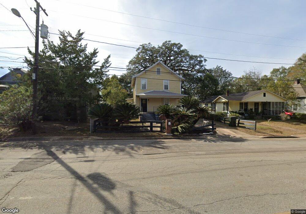 615 N Broad St, Thomasville, GA 31792 - photo 1