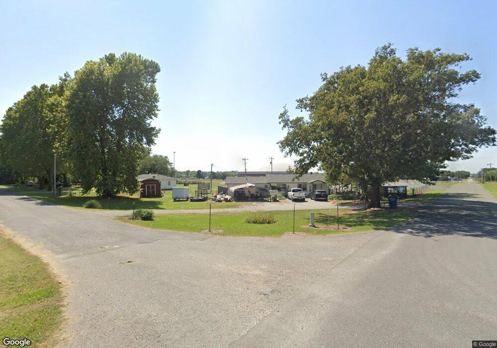 982 E Joe Koelsch St, Locust Grove, OK 74352 - photo 1