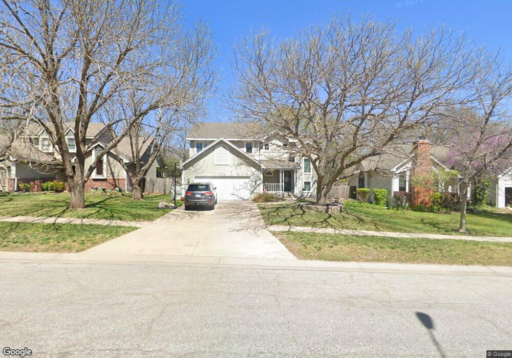 5678 SW 33rd Terrace, Topeka, KS 66614 - photo 1