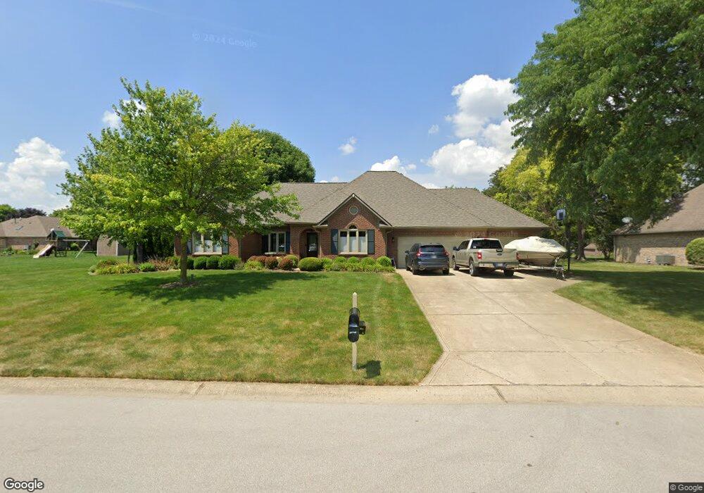 7796 Wooden Shoe Cir, Avon, IN 46123 - photo 1