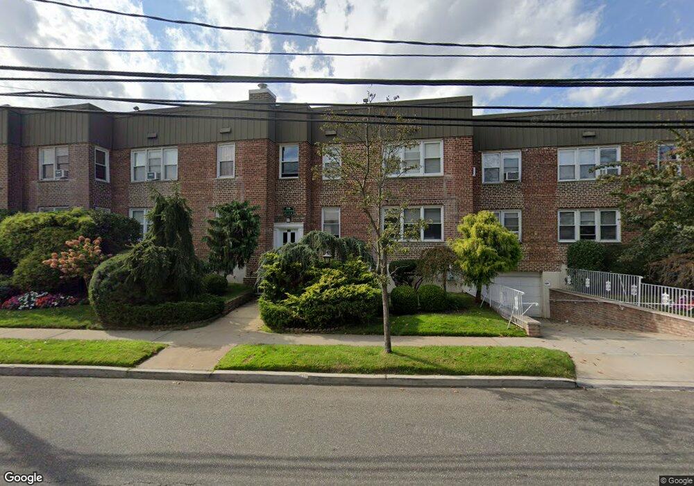 275 Cedarhurst Ave unit F2, Cedarhurst, NY 11516 - photo 1