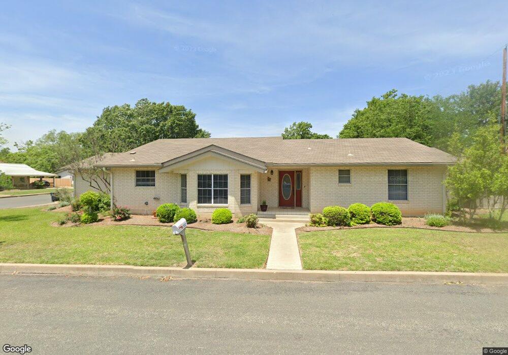 502 Sunset St, Fredericksburg, TX 78624 - photo 1