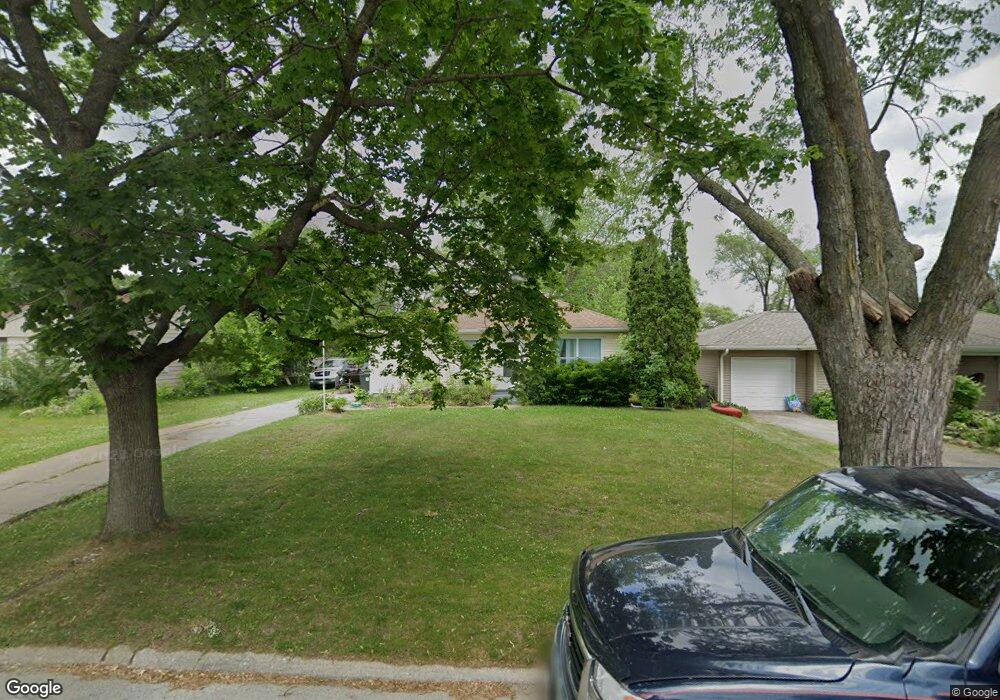 1710 Iowa St, Cedar Falls, IA 50613 - photo 1
