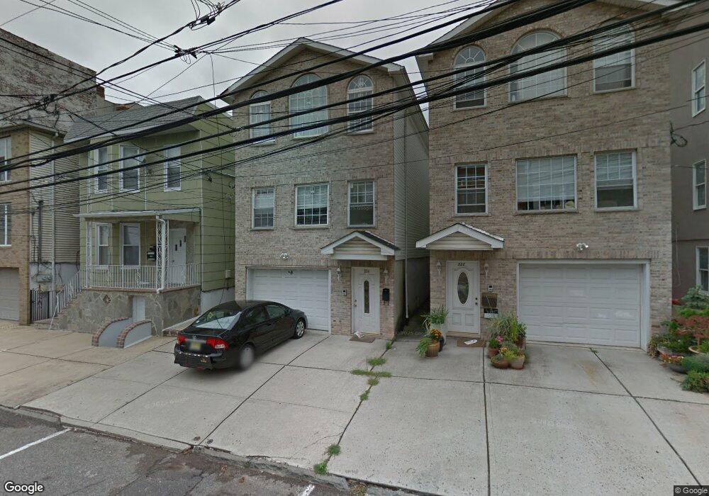224 Beacon Ave, Jersey City, NJ 07306 - photo 1