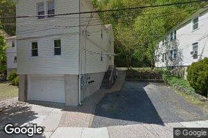 596 Undercliff Ave, Edgewater, NJ 07020