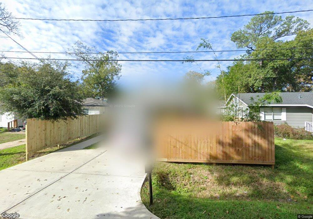 6809 Greenhurst St, Houston, TX 77091 - photo 1