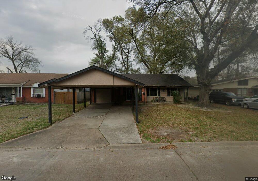 550 W Troy Rd, Houston, TX 77091 - photo 1