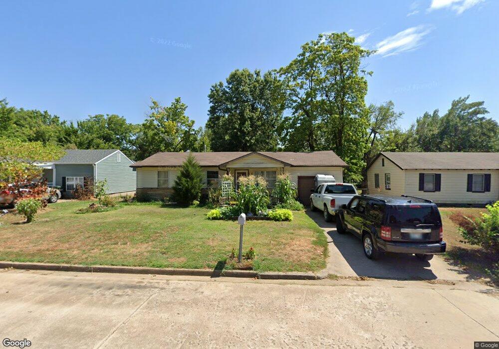 303 E Falletti Ave, Claremore, OK 74017 - photo 1