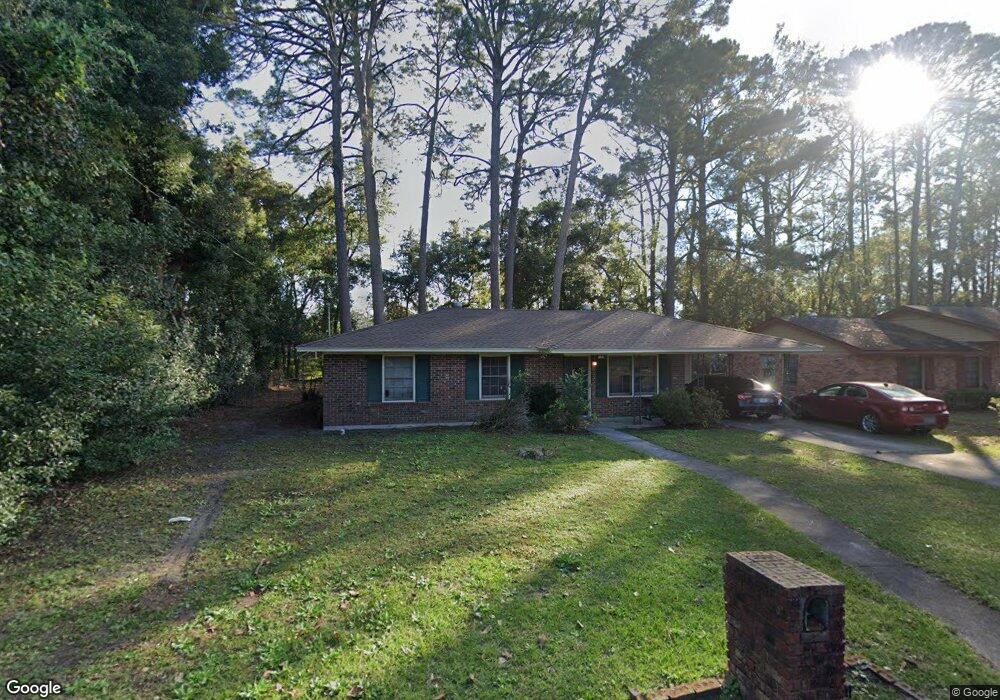 107 Tee Ln, Brunswick, GA 31525 - photo 1