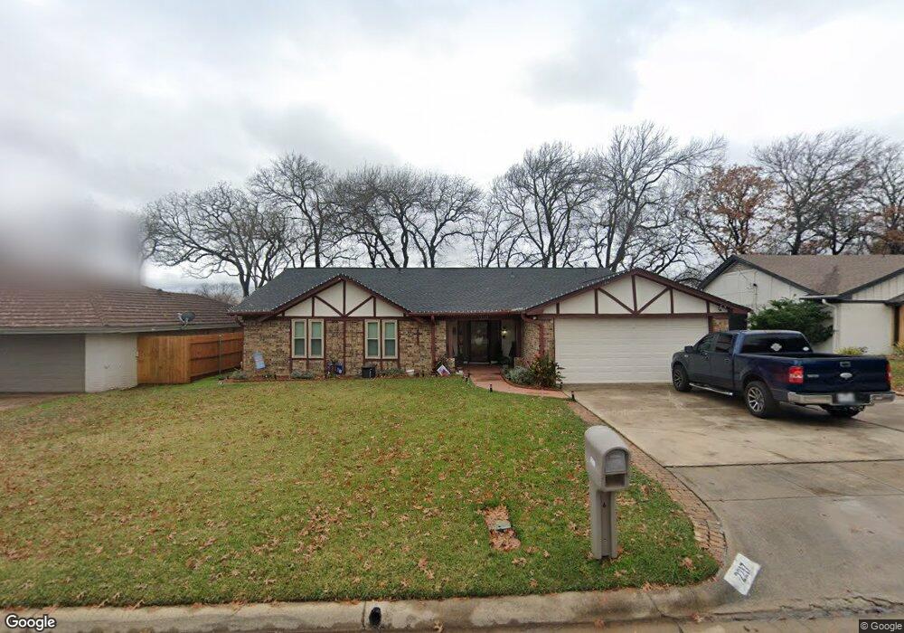 2217 Cambridge Dr, Hurst, TX 76054 - photo 1