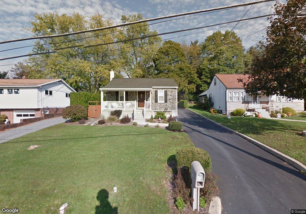 823 Elm St, Laureldale, PA 19605 - photo 1