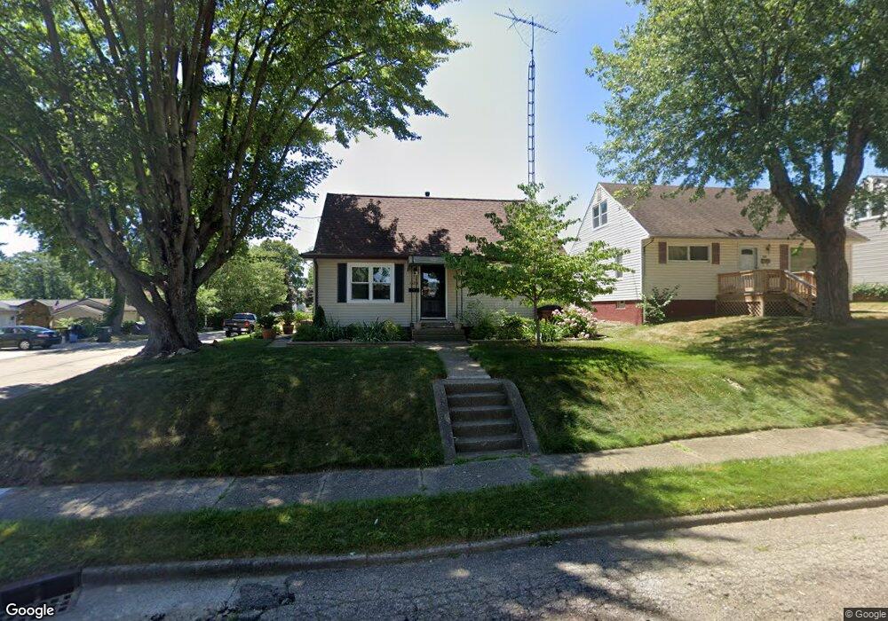 1528 Warrick Place NE, Canton, OH 44714 - photo 1