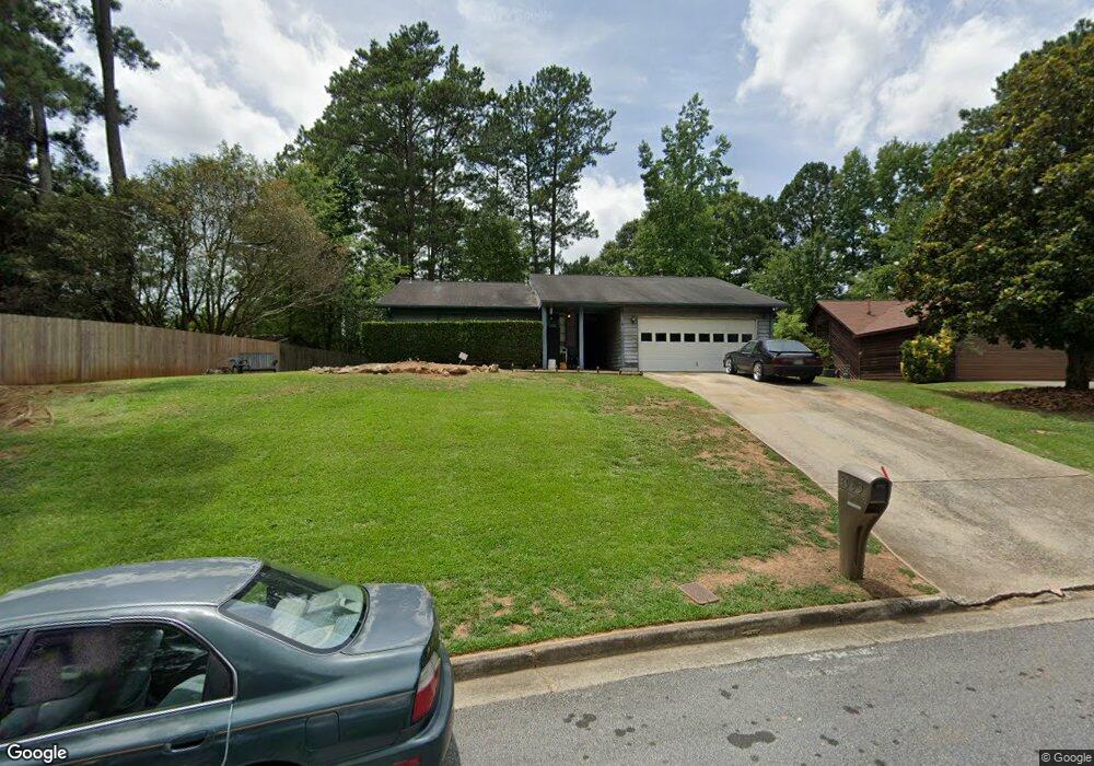 8063 Northcrest Dr unit 2, Jonesboro, GA 30238 - photo 1