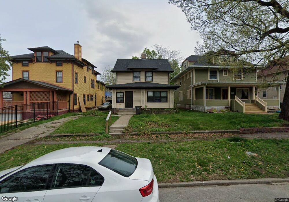 1165 22nd St, Des Moines, IA 50311 - photo 1