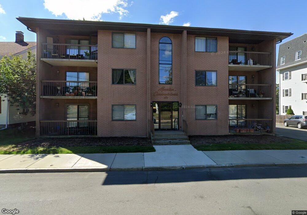 150 School St unit 5, Waltham, MA 02451 - photo 1