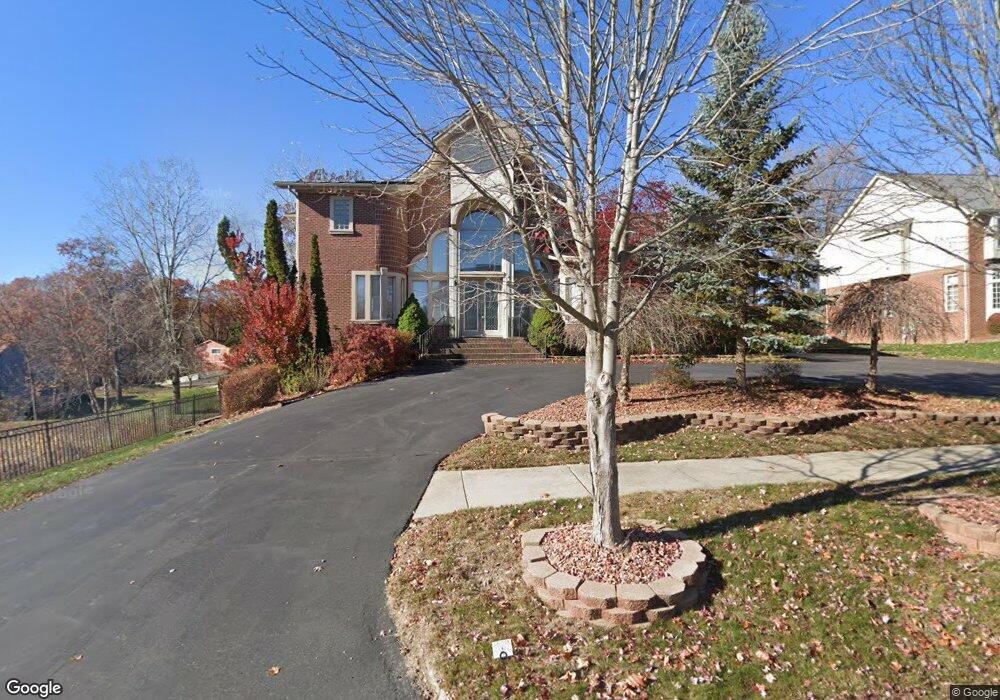 7182 Buena Vista Ct, West Bloomfield, MI 48322 - photo 1