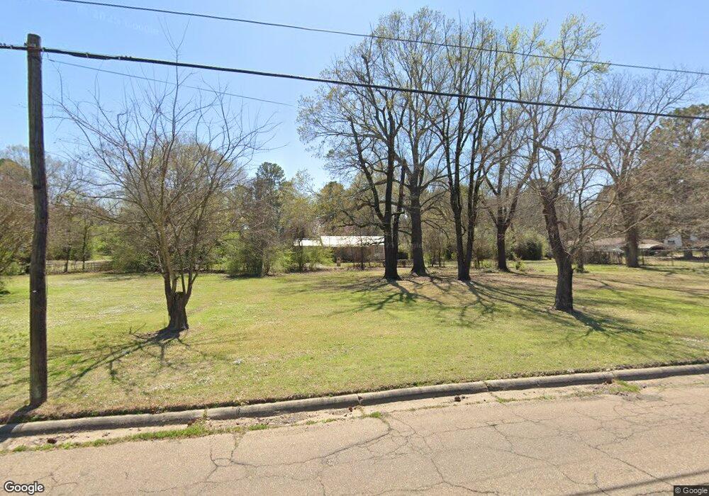823 Tucker St, Texarkana, TX 75501 - photo 1