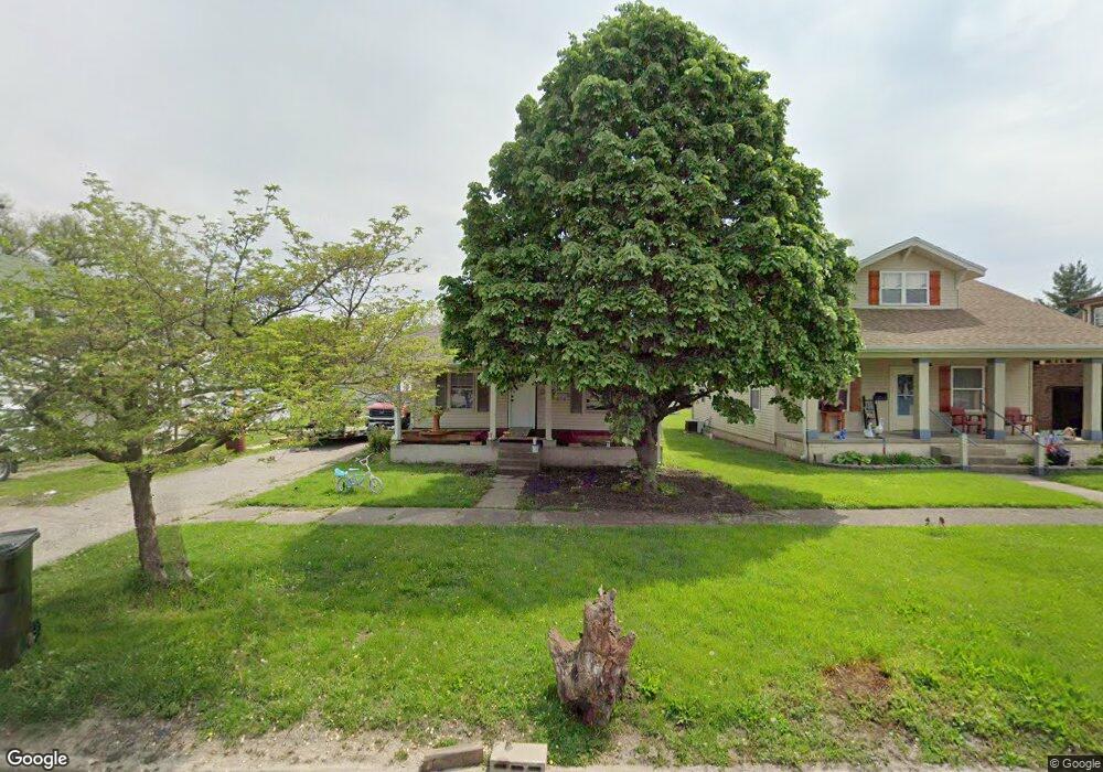 1204 S 16th St, Mattoon, IL 61938 - photo 1