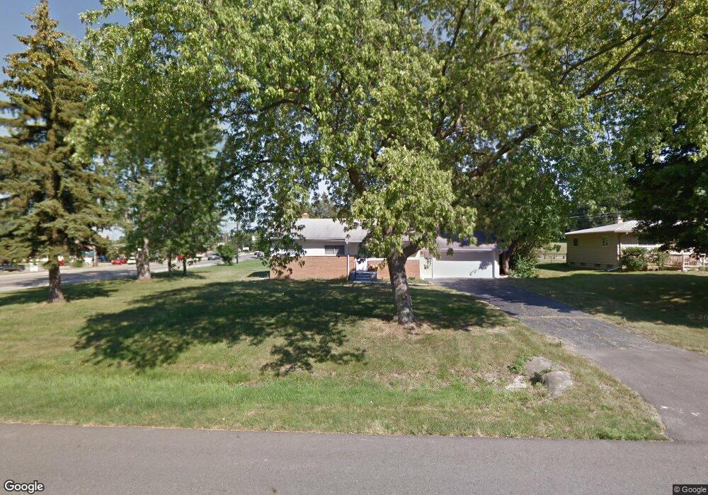 1518 Autumn Dr, Flint, MI 48532 - photo 1