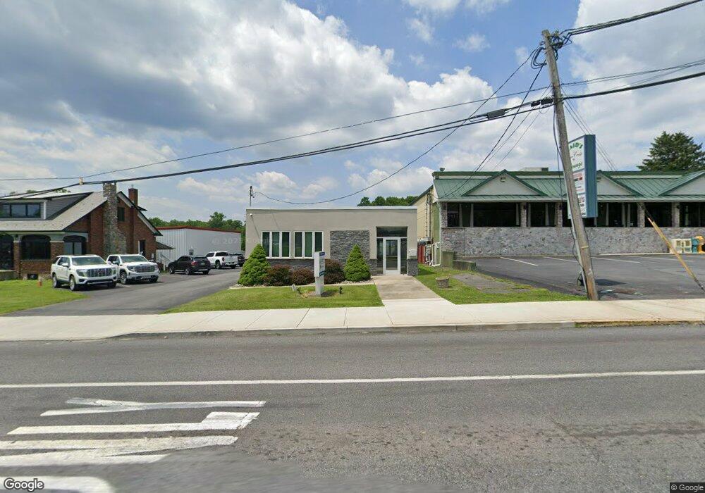 122 N Broadway, Wind Gap, PA 18091 - photo 1