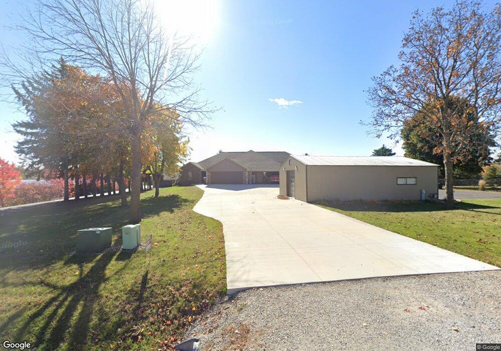 w 2733 Brookhaven Dr unit W2733, Appleton, WI 54915 - photo 1